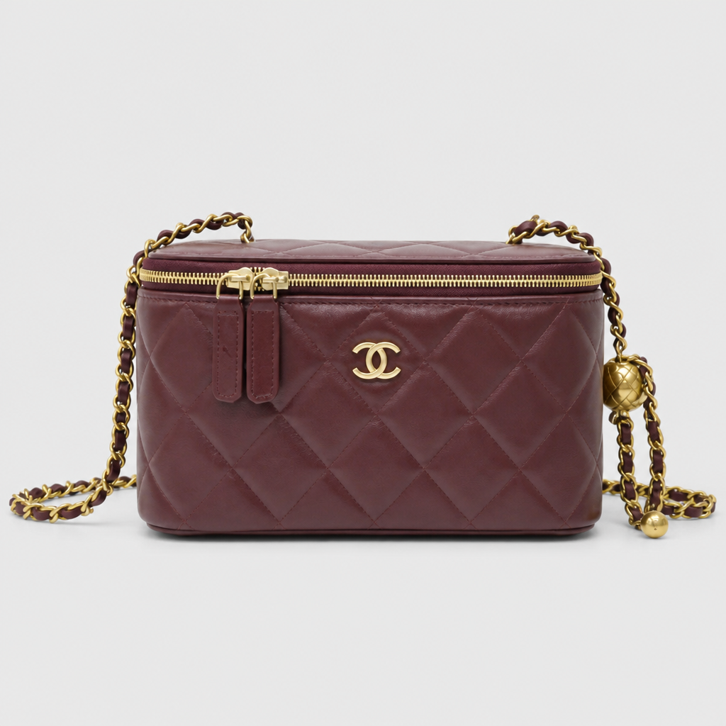 Quilted Vanity Case Crossbody — front 09 — Burgundy 18 cm — Chain Strap Only