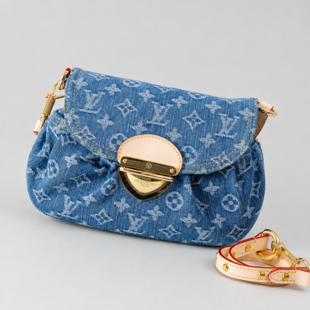 Monogram Flap Bag with Round Clasp — variant 003