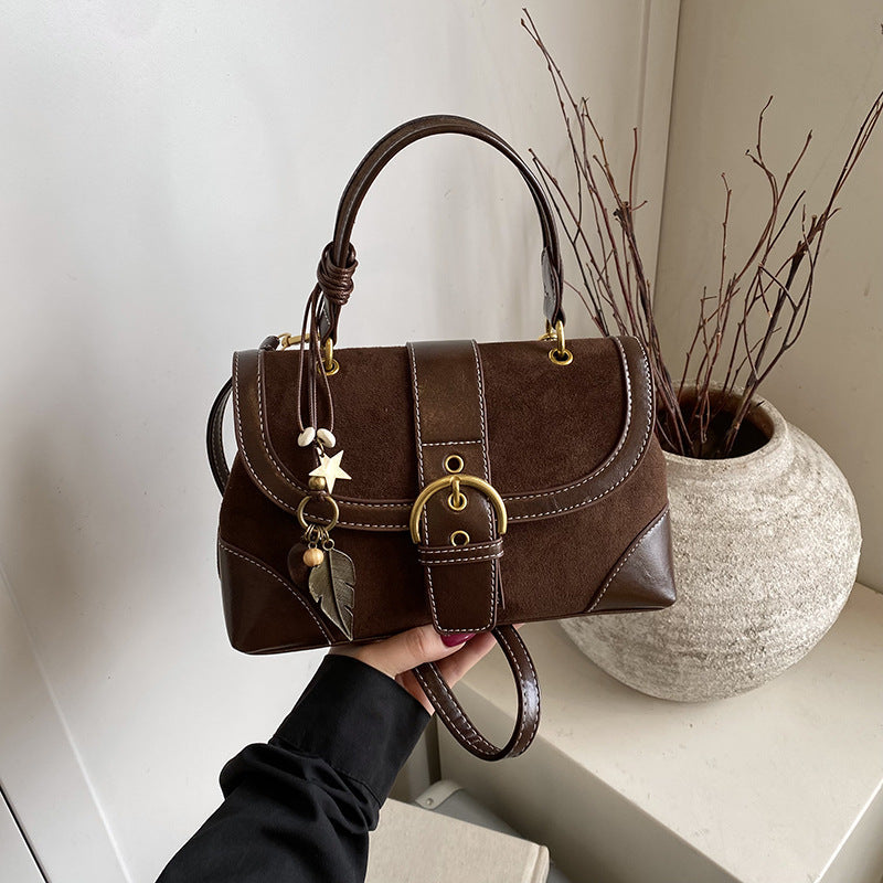 Demi-season matte handheld shoulder bag, high-end