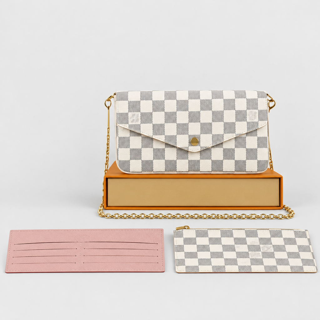 JT studio 2026-10-08 | Envelope Chain Strap Clutch | hero-05